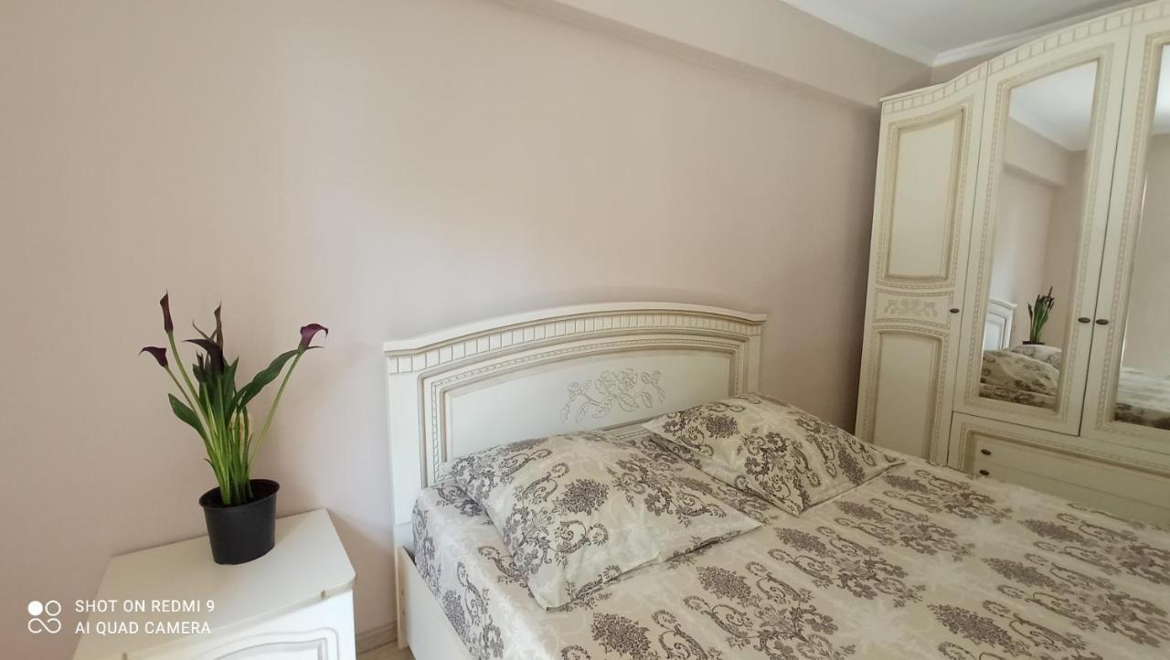 Samira Hotel Gagra Quarto foto